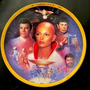 Hamilton Collection Plate, Star Trek Edition.